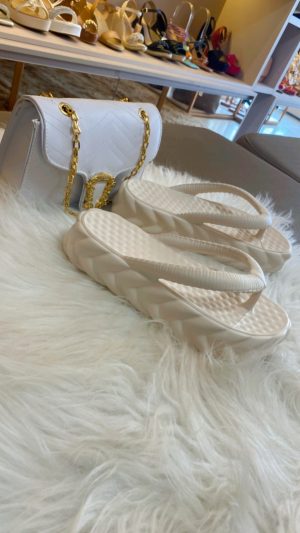Chinelo Nuvem De Dedo Trança Plataforma Eva Leve Confortável