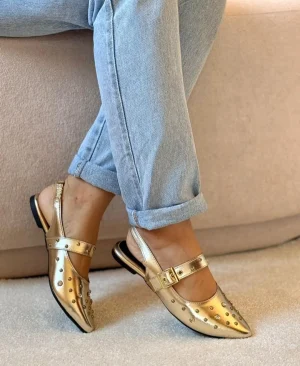 Sapatilha Slingback Metalizada Dourada com Pedrarias