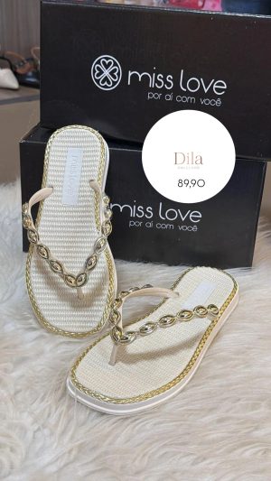 Chinelo miss love